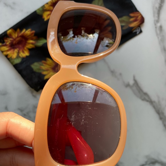 MINKPINK sunglasses - Picture 3 of 5